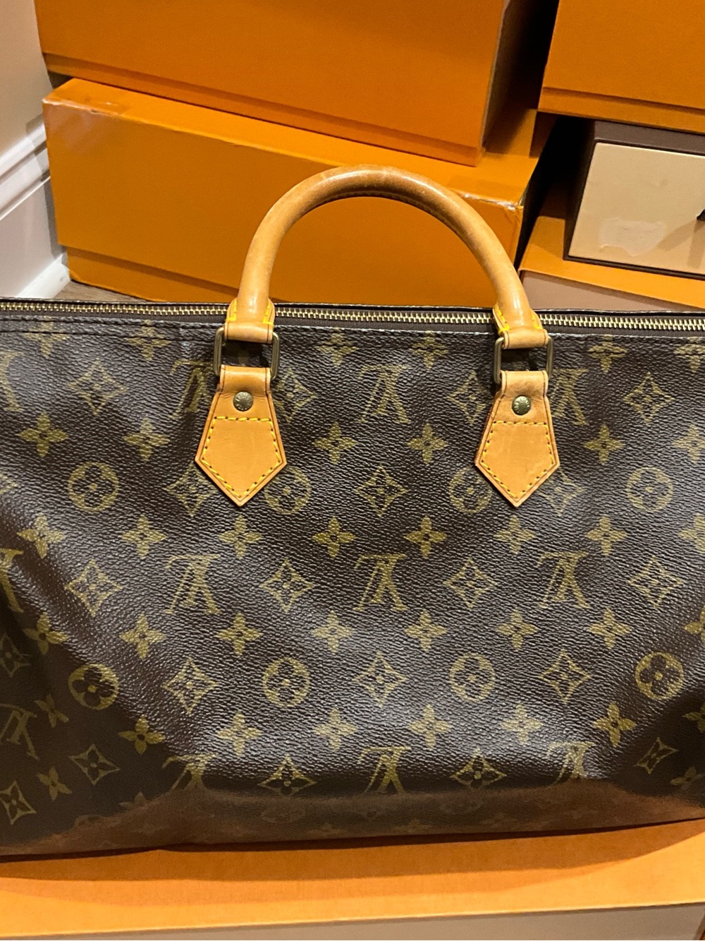 Authentic Louis Vuitton Speedy 40 Bandoulière